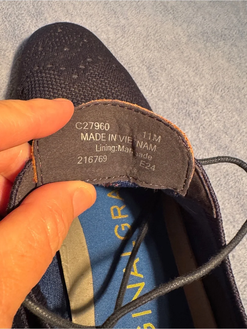 Cole Haan Original Grand navy blue Knit Oxfords with Brown Accents